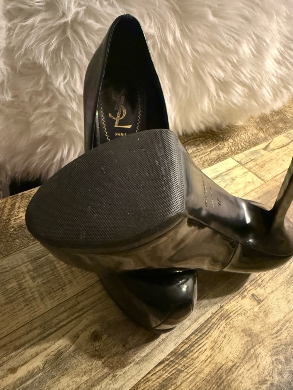 Yves Saint Laurent (YSL) Black Patent Platform Stiletto Pumps – EU 37 (US ~7) - Picture 8 of 9